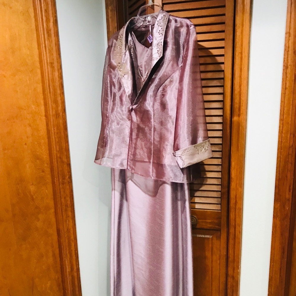 David’s Bridal- Formal Dress w/jacket